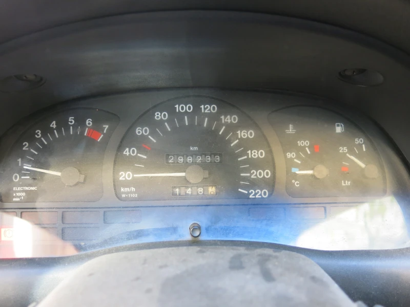 Opel Astra 1, 6i, снимка 6 - Автомобили и джипове - 52653750