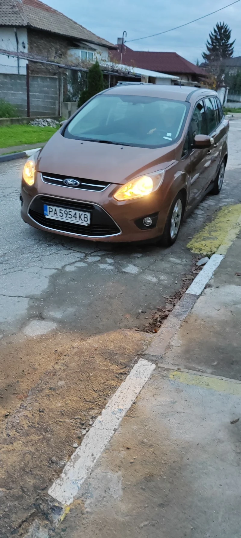 Ford C-max Ван, снимка 11 - Автомобили и джипове - 52594489