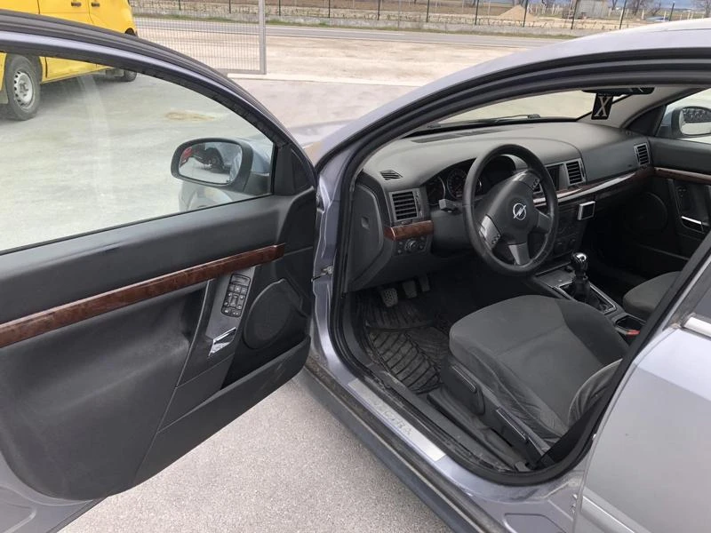 Opel Vectra 2.2 D - изображение 9