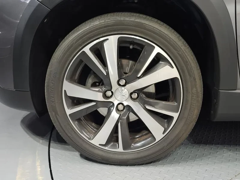 Peugeot 2008 1.5 Bluehdi Gt Line, снимка 5 - Автомобили и джипове - 55299444