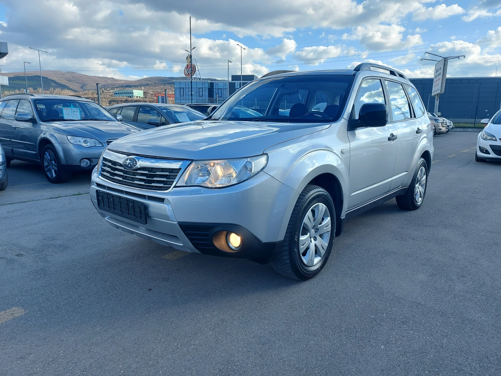 Subaru Forester 2.0 i АВТОМАТИК, ШВЕЙЦАРИЯ, 4х4, снимка 1