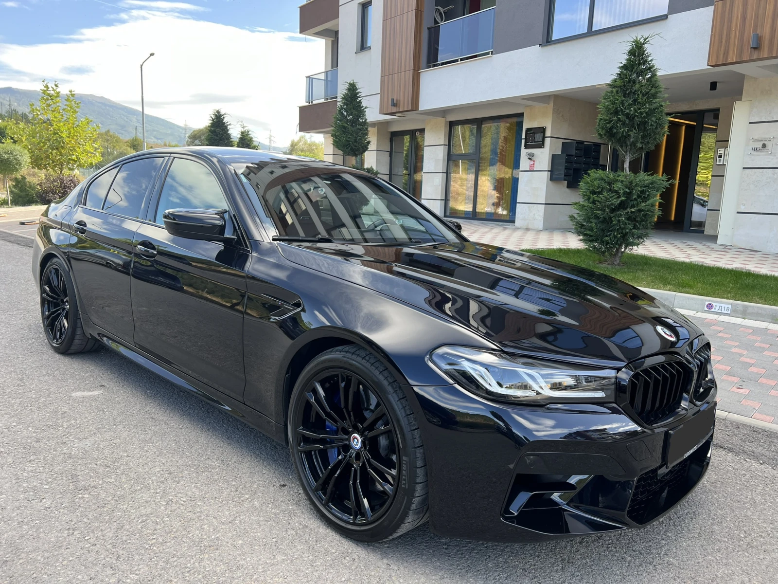 BMW M5 Individual  - изображение 3