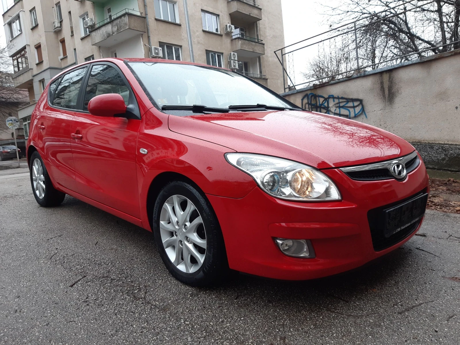 Hyundai I20 1.6 CRDI AVTOMAT - изображение 3