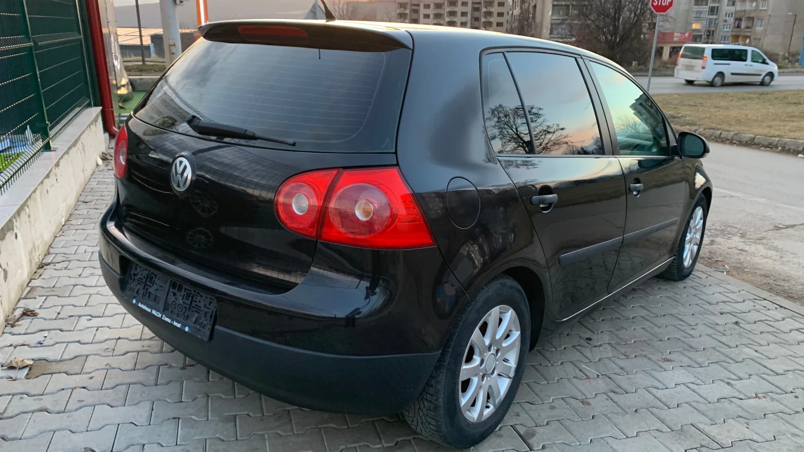 VW Golf 1.6i* 102hp* TOP - изображение 5