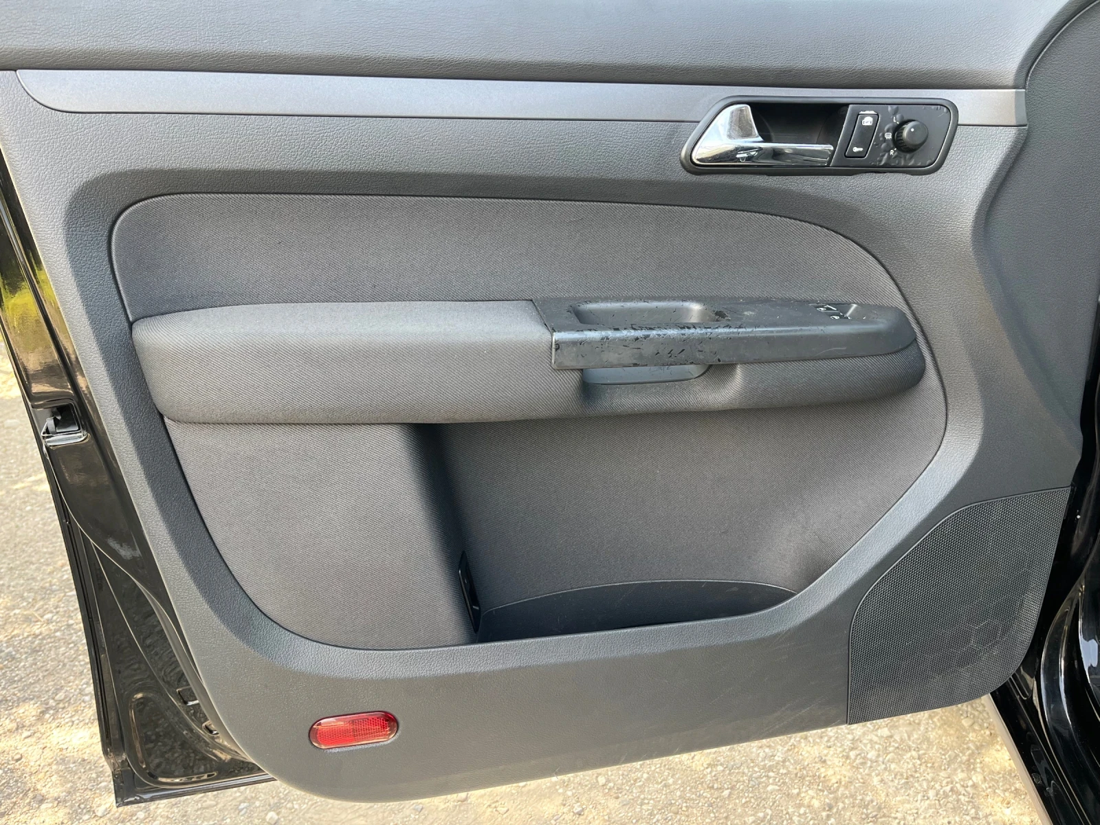 VW Touran 1, 9-105, BKC - изображение 10