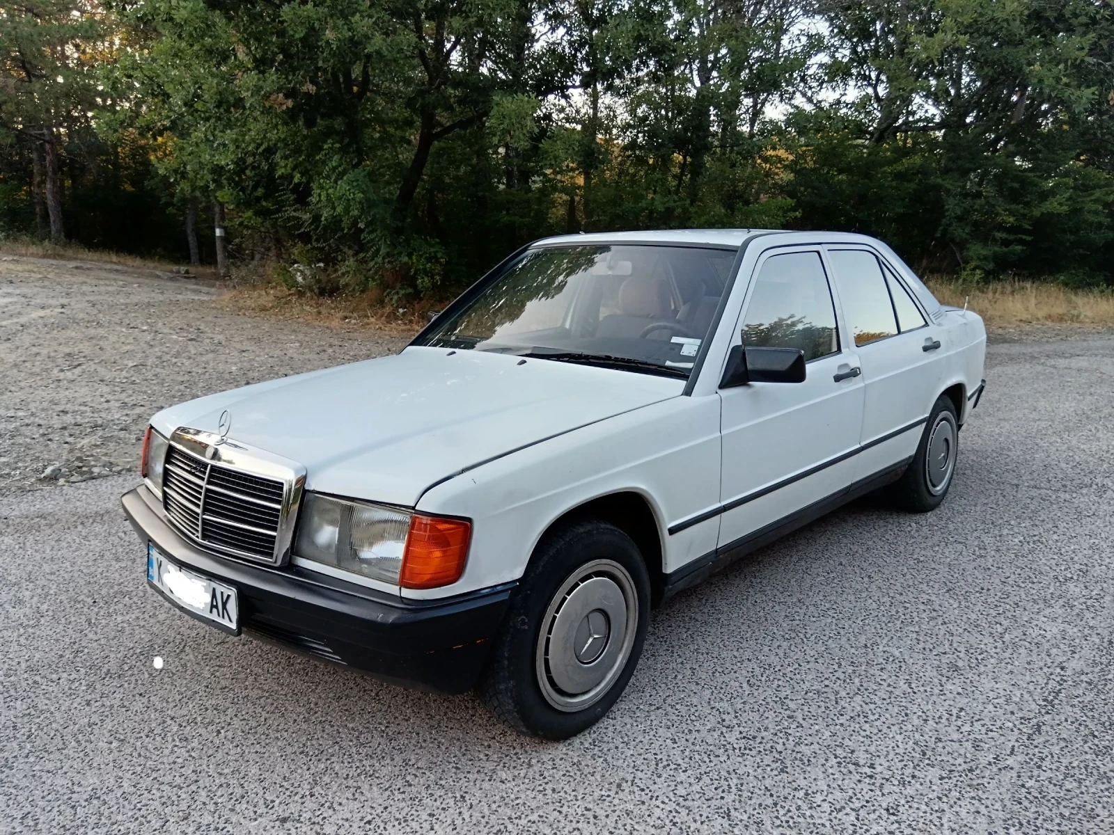 Mercedes-Benz 190  - изображение 4