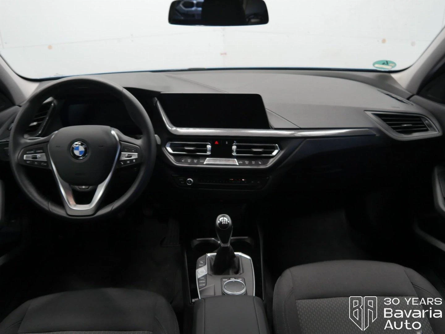 BMW 118 i Advantage - изображение 6