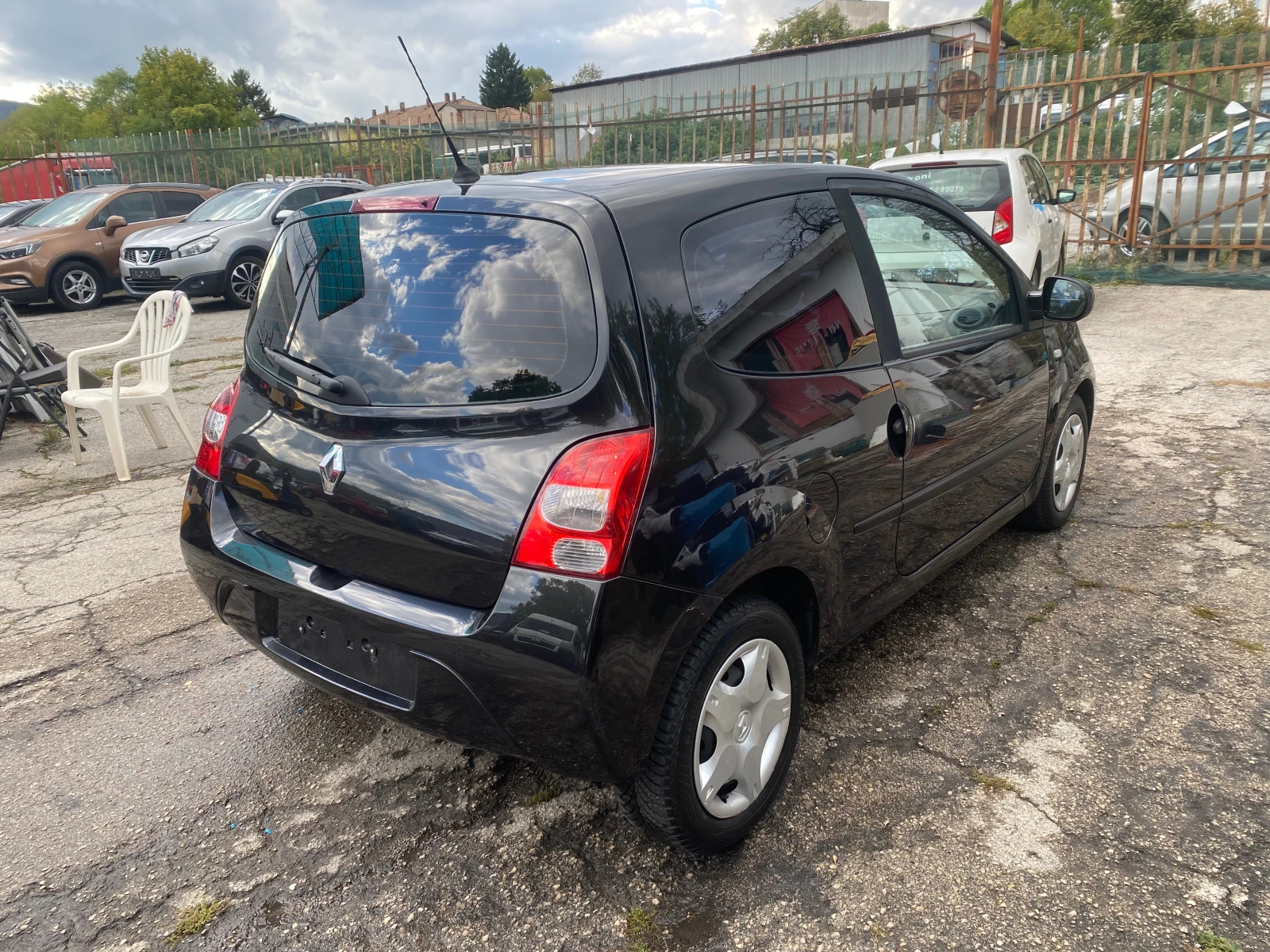 Renault Twingo 12 клима - изображение 3