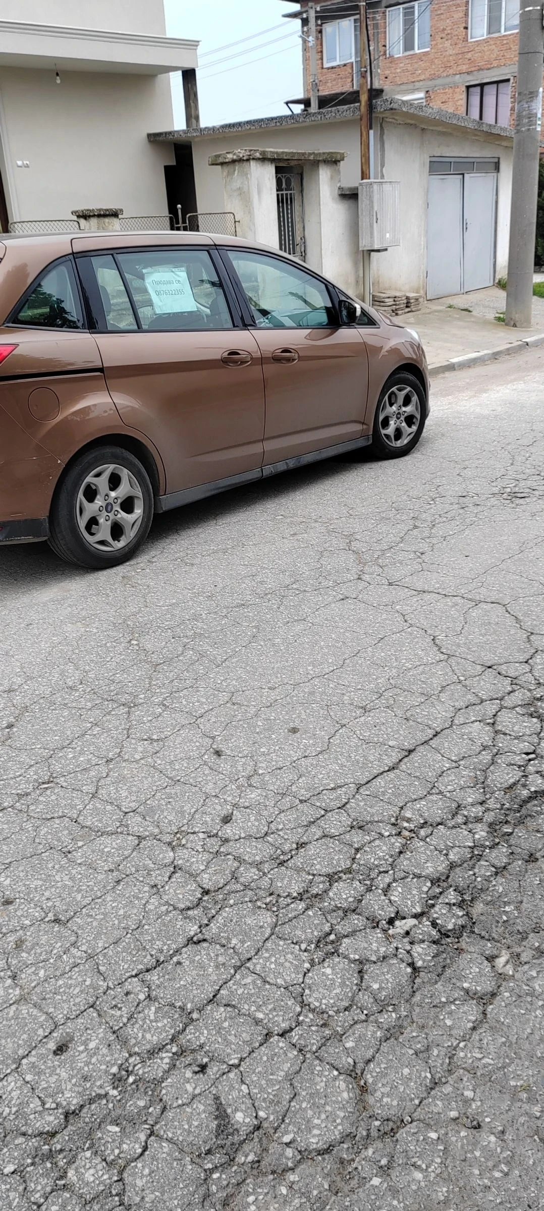 Ford C-max Ван, снимка 8 - Автомобили и джипове - 53888937