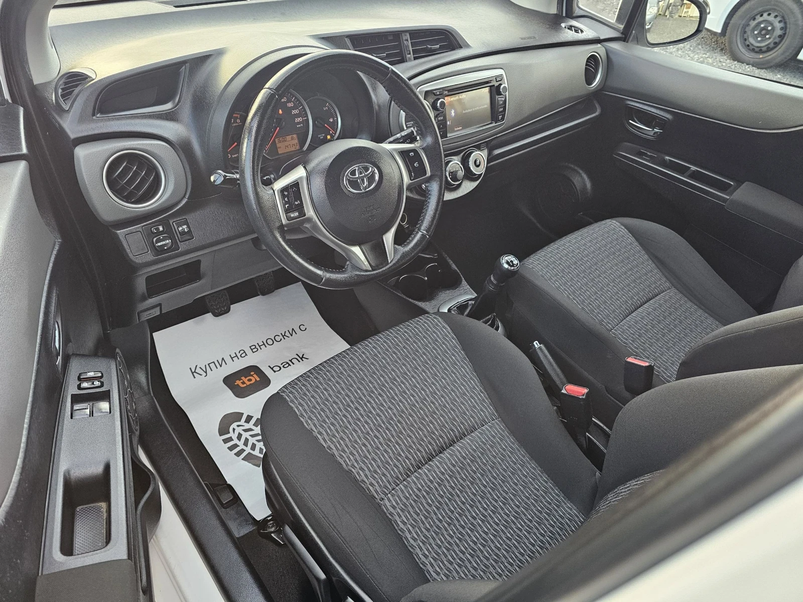 Toyota Yaris 1.0VVT-i NAVI!!! - изображение 8