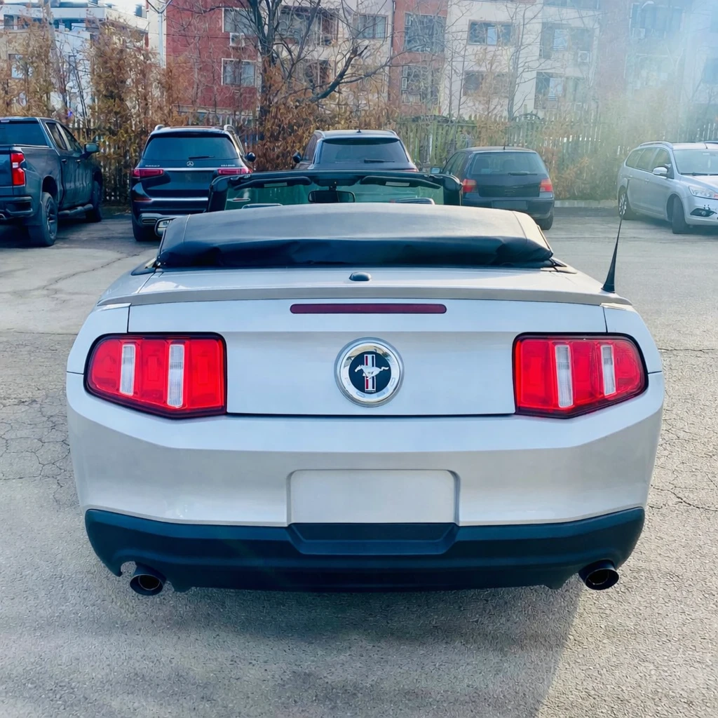 Ford Mustang 3.7/V6  - изображение 6