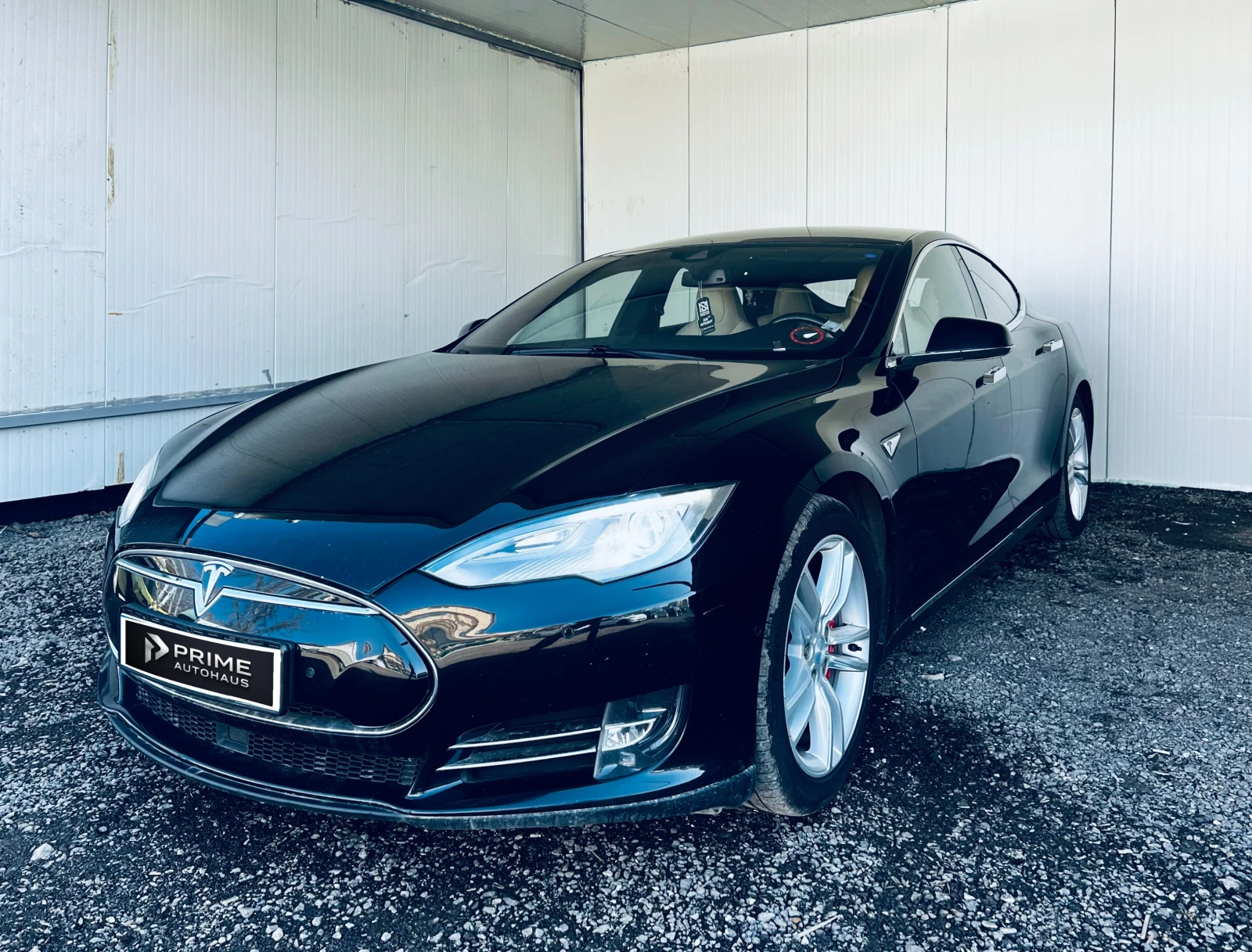 Tesla Model S P85D