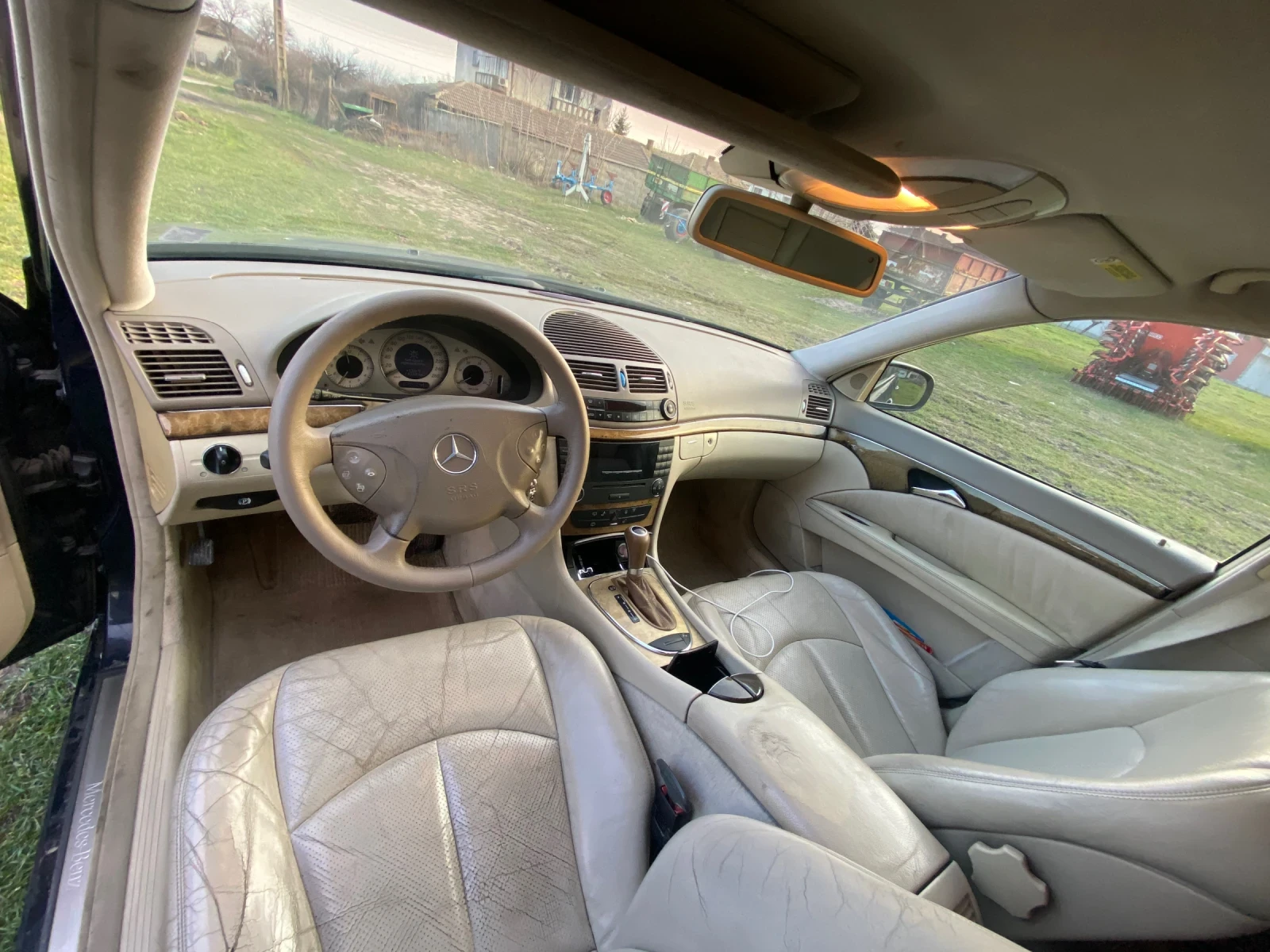 Mercedes-Benz E 270 2.7cdi, снимка 9 - Автомобили и джипове - 53953835