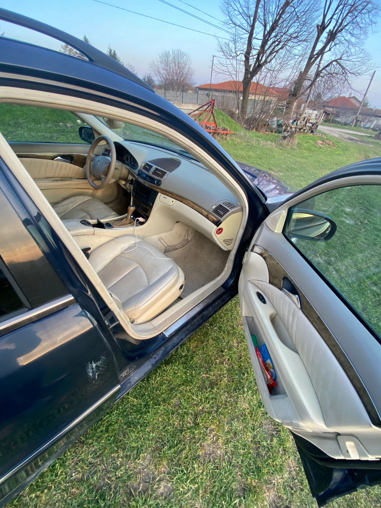 Mercedes-Benz E 270 2.7cdi, снимка 8 - Автомобили и джипове - 53953835