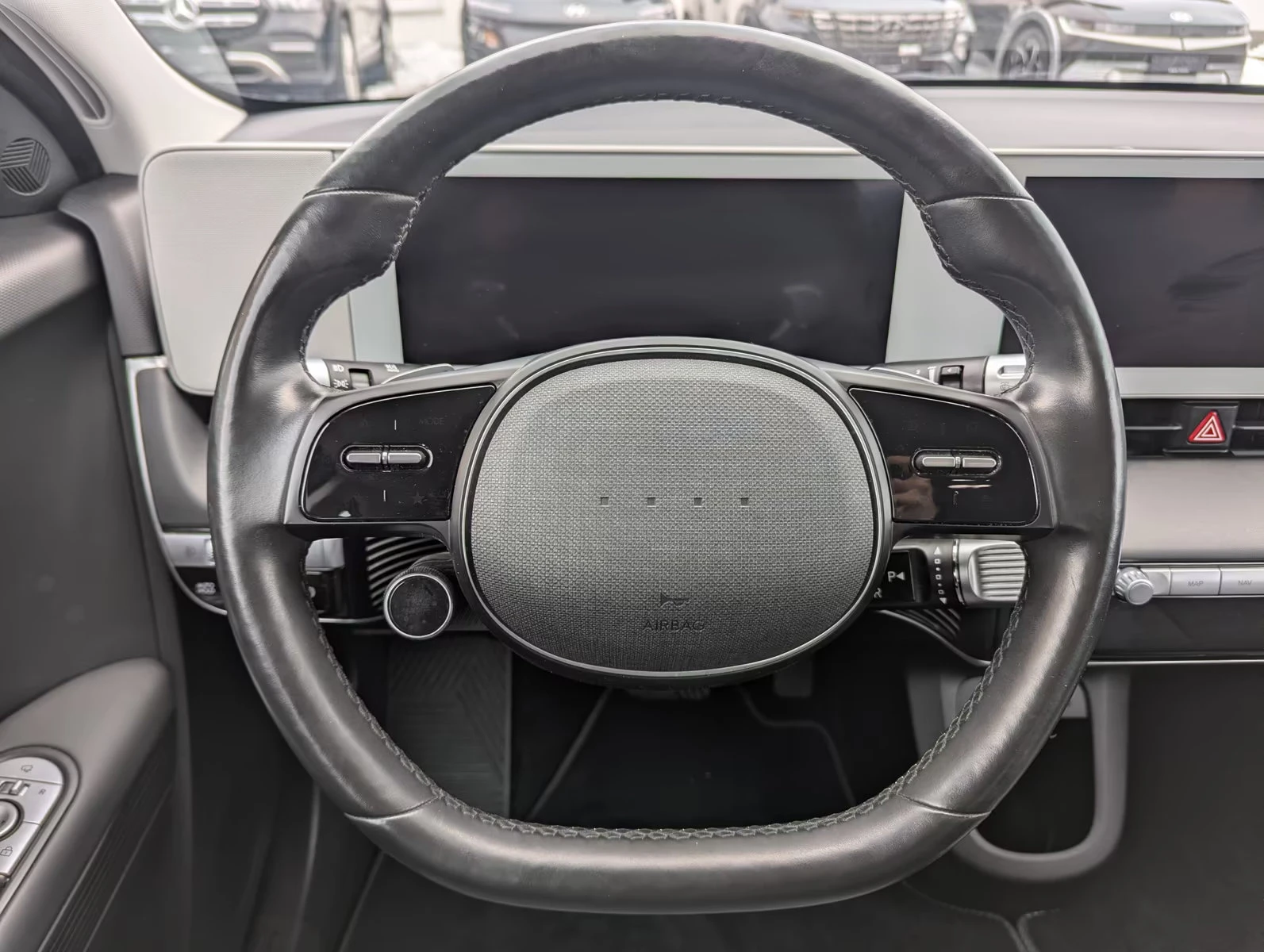 Hyundai Ioniq 5 DYNAMIQ/170HP/CAM/ACC/H.PUMP/LED/NAVI/KLESS/106q | Mobile.bg � ����������� 9