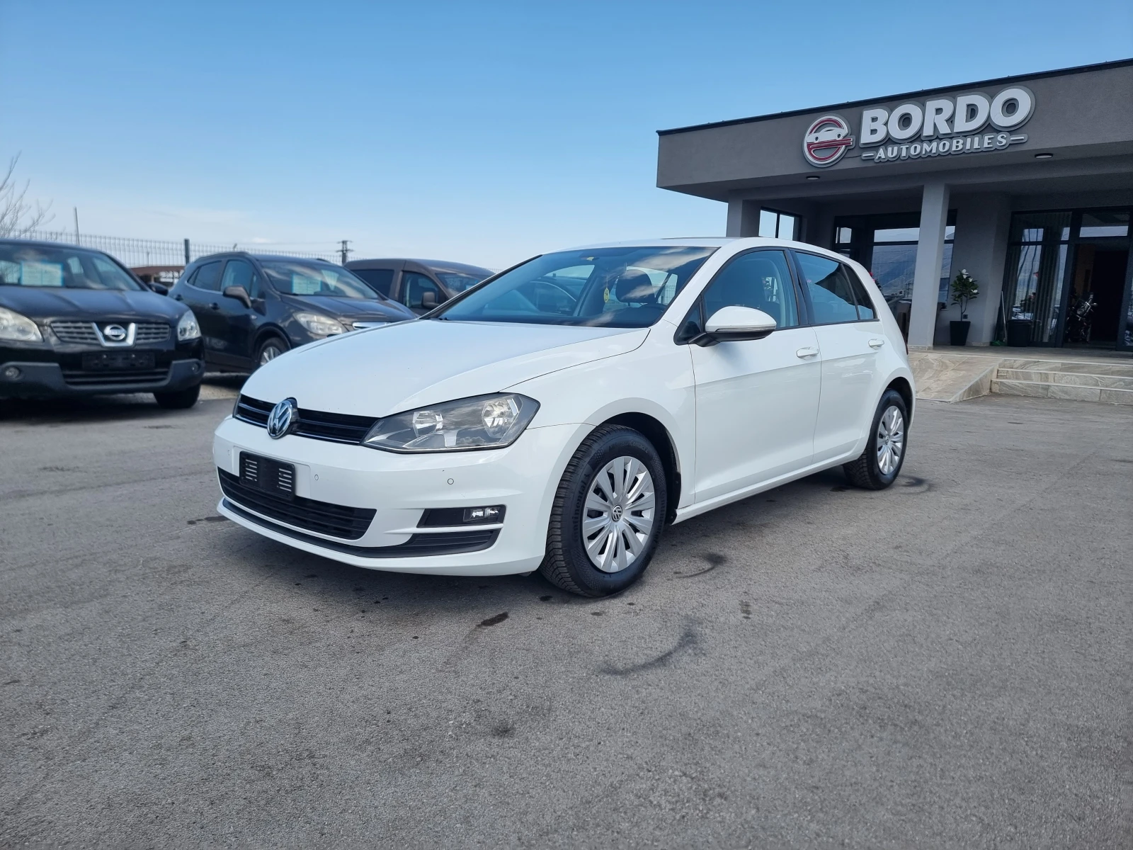 VW Golf 1.6TDI, снимка 3 - Автомобили и джипове - 54226831