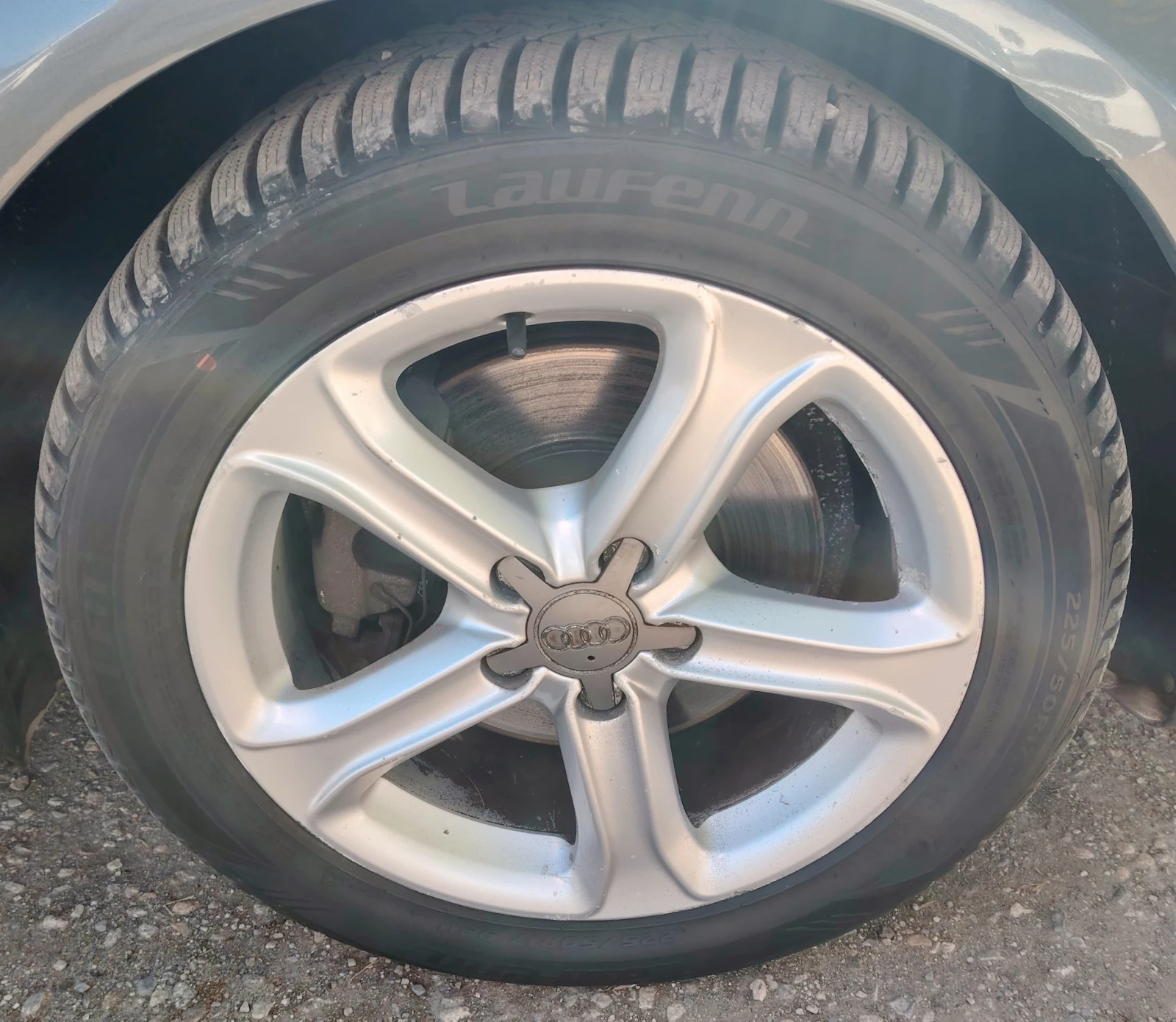 Audi A4 2.0TDI/NAVI, снимка 8 - Автомобили и джипове - 54342701