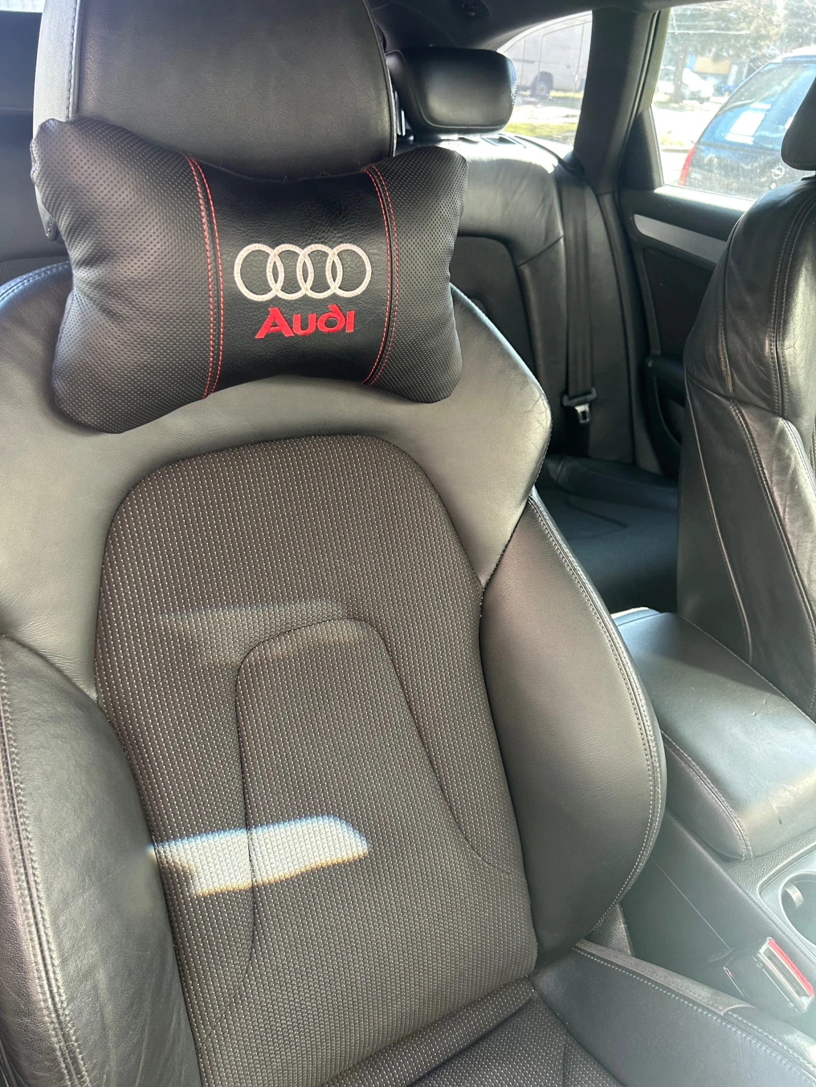 Audi A4 2.0 TDI AVANT, снимка 16 - Автомобили и джипове - 54494969