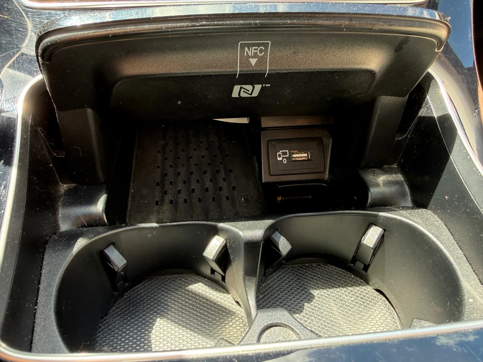 Mercedes-Benz E 220, снимка 8 - Автомобили и джипове - 54561216