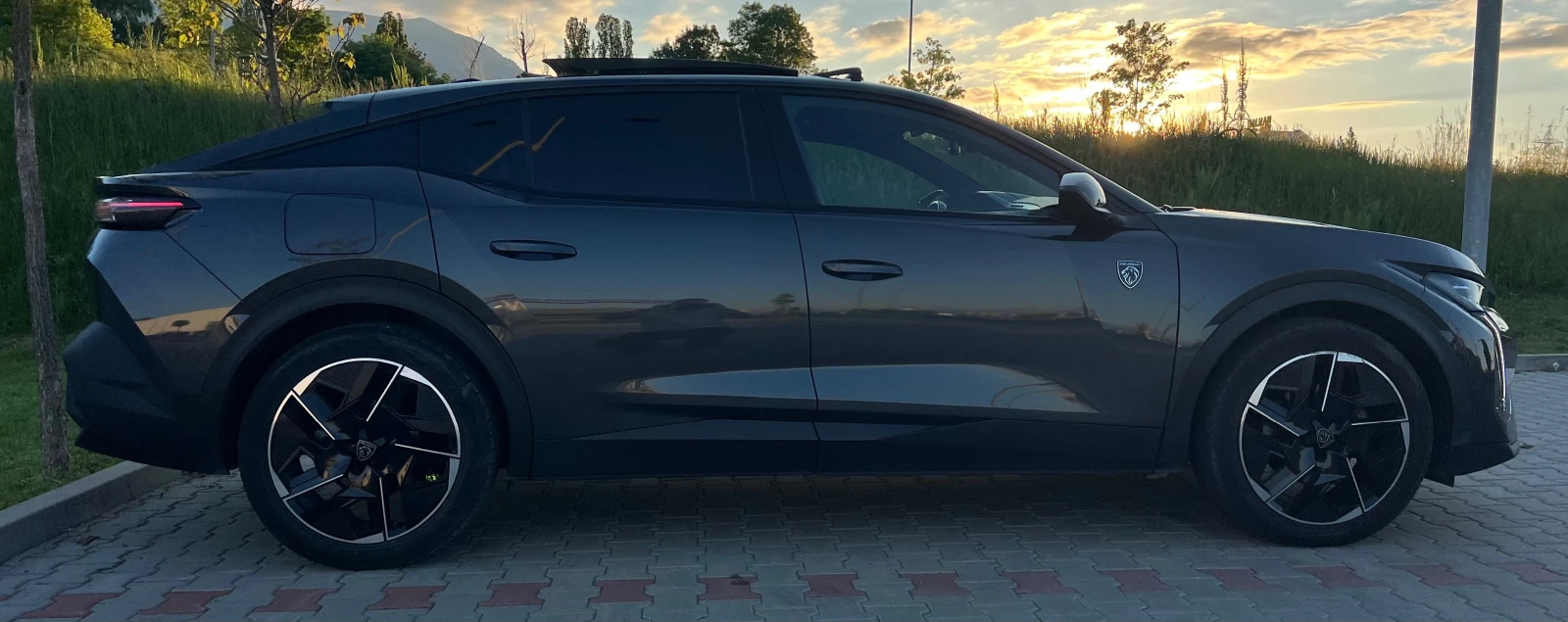 Peugeot 408 GT, снимка 4 - Автомобили и джипове - 54647124