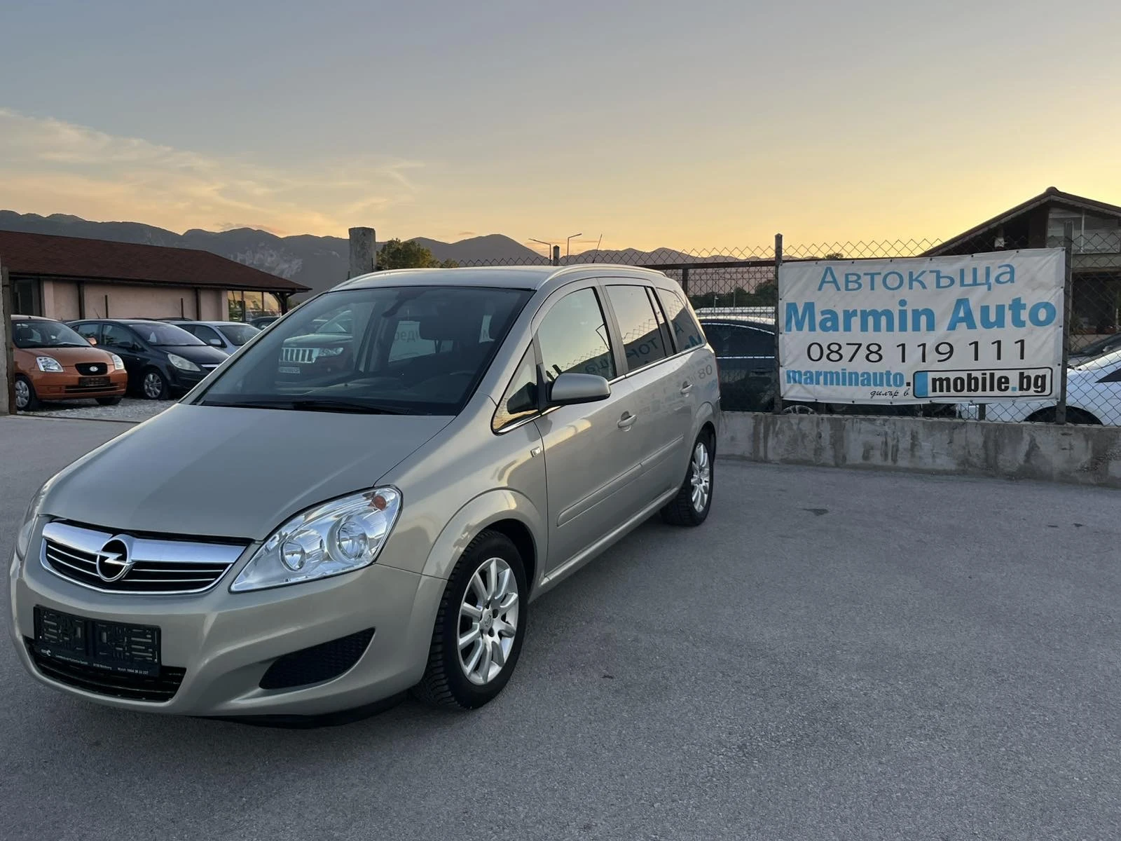 Opel Zafira 1.7 CDTI 110кс 6 СКОРОСТИ 7 МЕСТА КЛИМАТРОНИК 