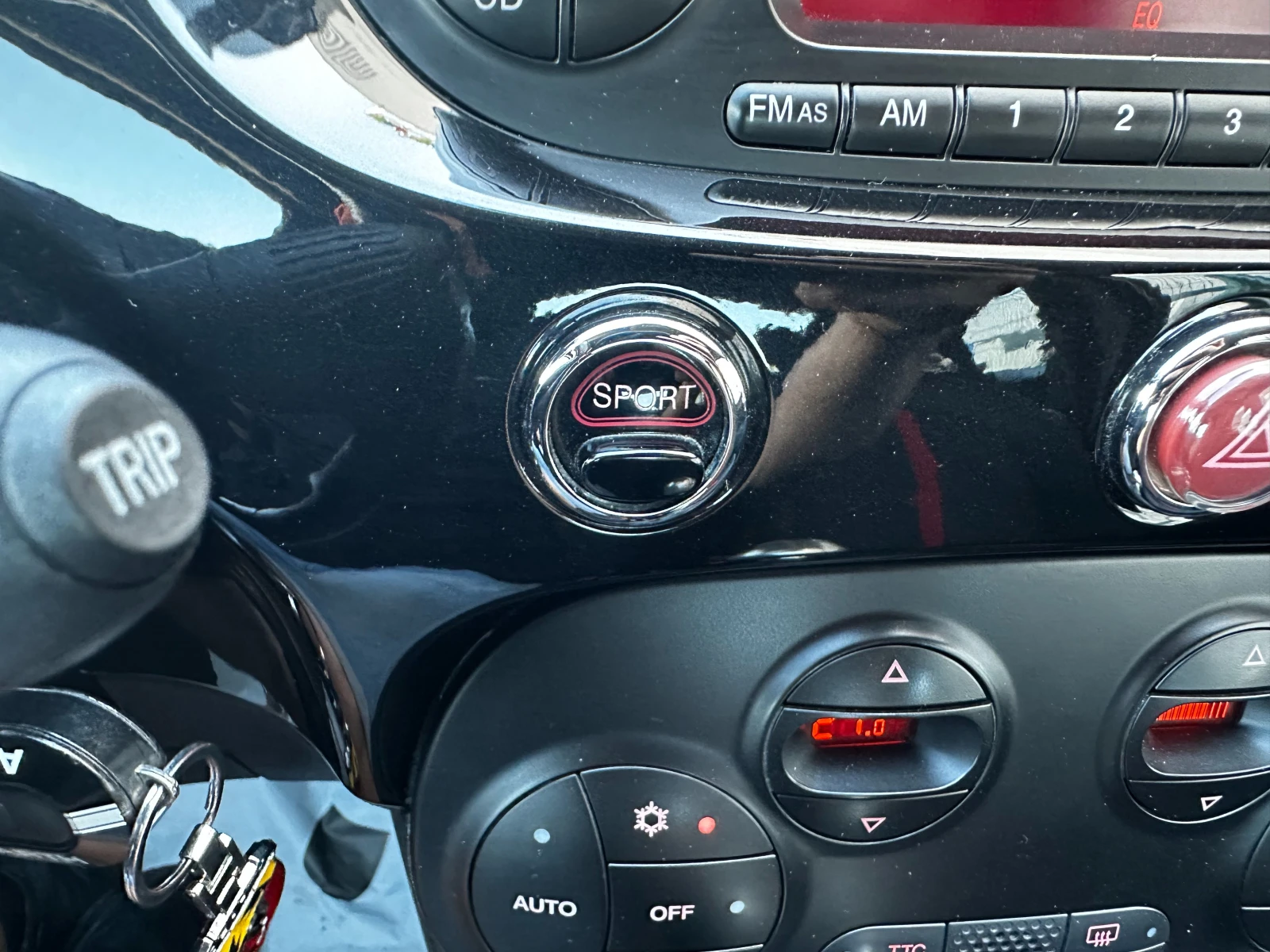 Abarth 595 1.4i 135 к.с./ГАРАНЦИЯ, снимка 16 - Автомобили и джипове - 55048752