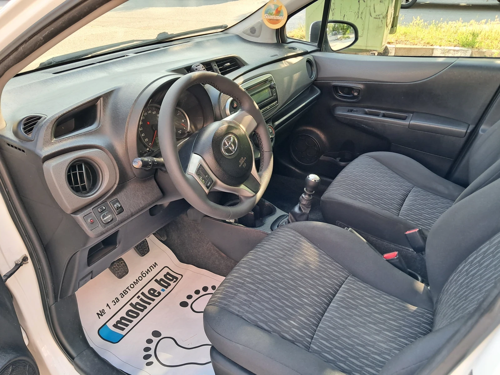 Toyota Yaris 1.4 d4d 90 ks 6 sk., снимка 8 - Автомобили и джипове - 55064242