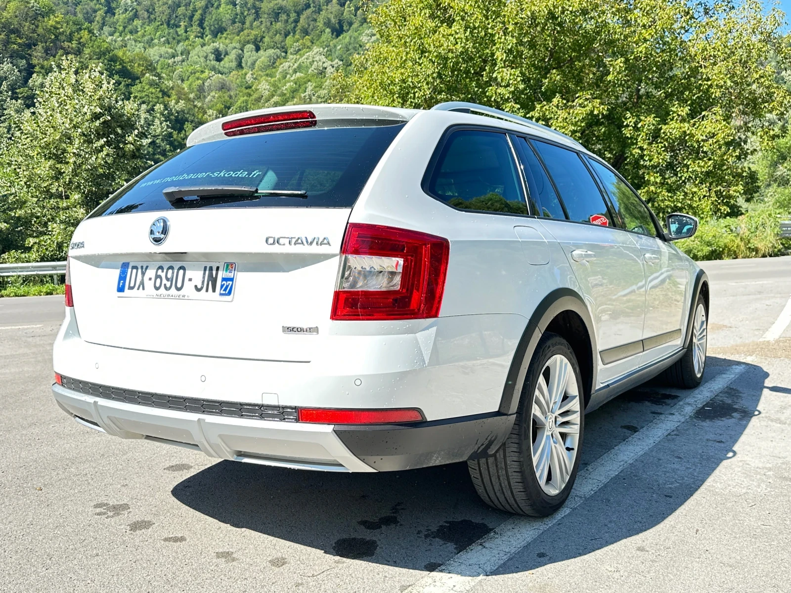 Skoda Octavia 2.0 TDI Scout, снимка 5 - Автомобили и джипове - 55965192