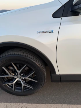 Toyota Rav4 2.5 HYBRID* KEYLESS* 4x4* CAMERA* , снимка 7