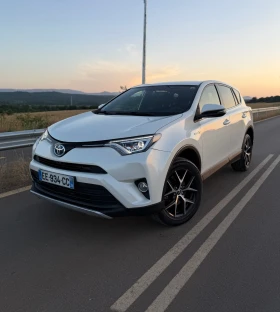 Toyota Rav4 2.5 HYBRID* KEYLESS* 4x4* CAMERA* , снимка 6