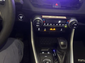 Toyota Rav4 Hybrid* XLE* AWD* АвтоКредит* (ЦЕНА ДО БГ) - 27999 € / 54761.28 лв. - 16311457 14