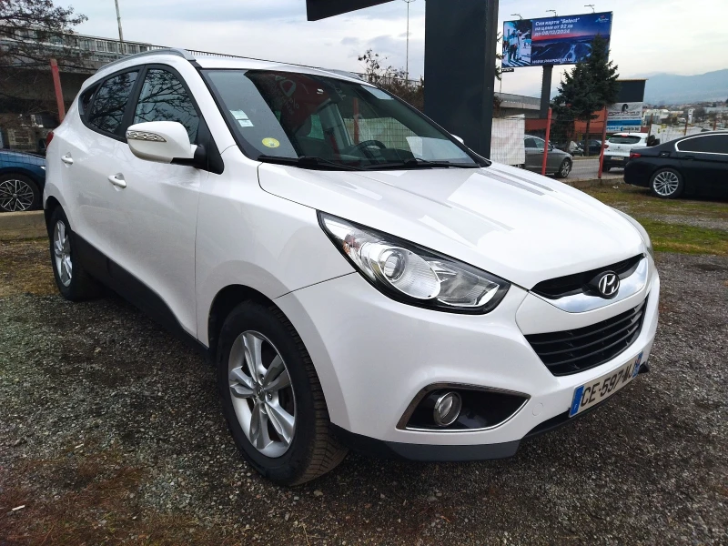 Hyundai IX35 4x4, снимка 3 - Автомобили и джипове - 48338164