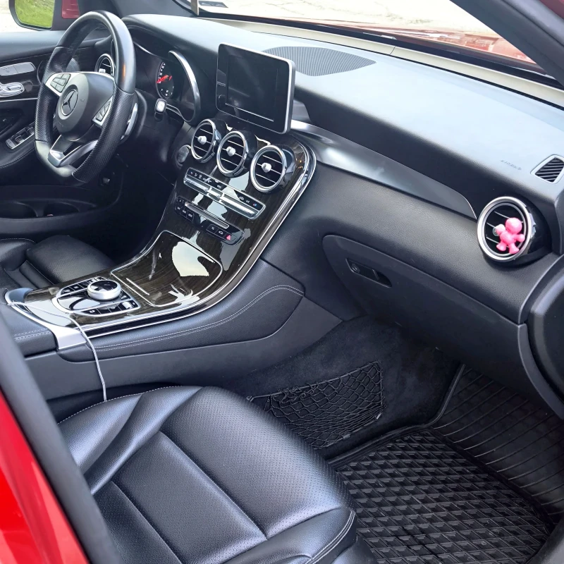 Mercedes-Benz GLC 300 AMG, снимка 6 - Автомобили и джипове - 52914259