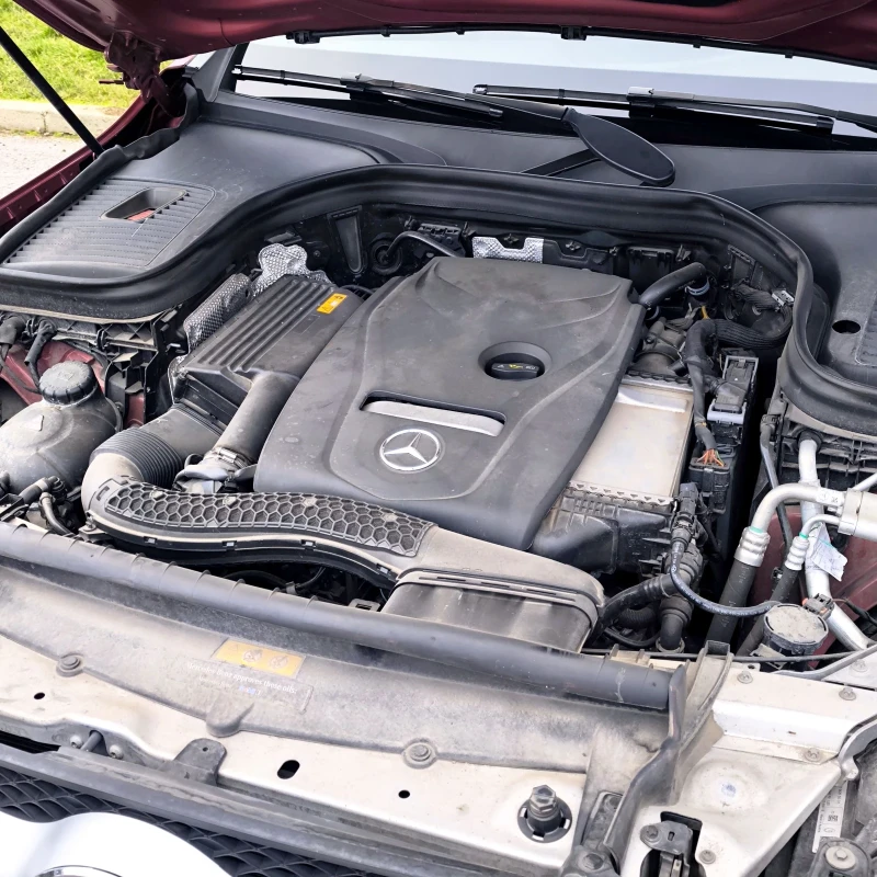 Mercedes-Benz GLC 300 AMG, снимка 11 - Автомобили и джипове - 52914259