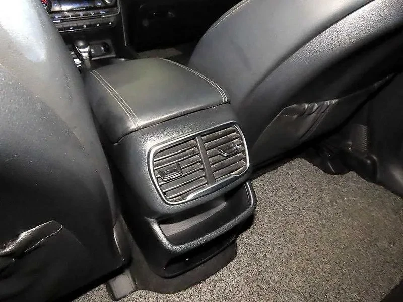 Hyundai Santa fe 2.0 2WD PREMIUM, снимка 13 - Автомобили и джипове - 56293276