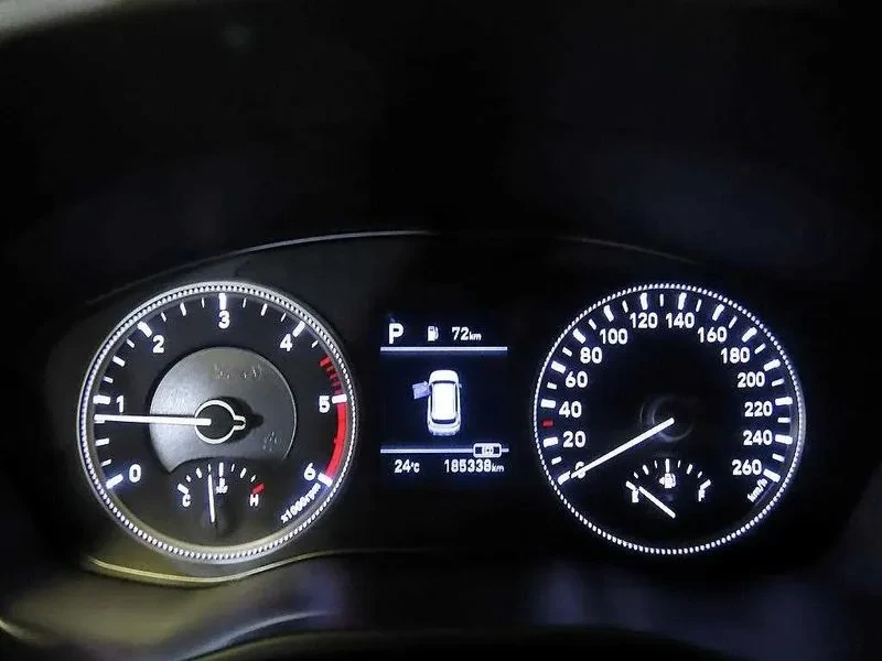 Hyundai Santa fe 2.0 2WD PREMIUM, снимка 8 - Автомобили и джипове - 56293276
