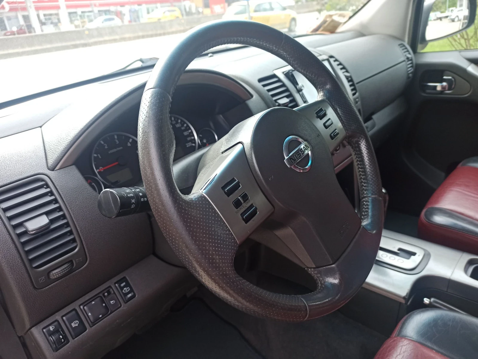 Nissan Pathfinder 2.5TD - изображение 9