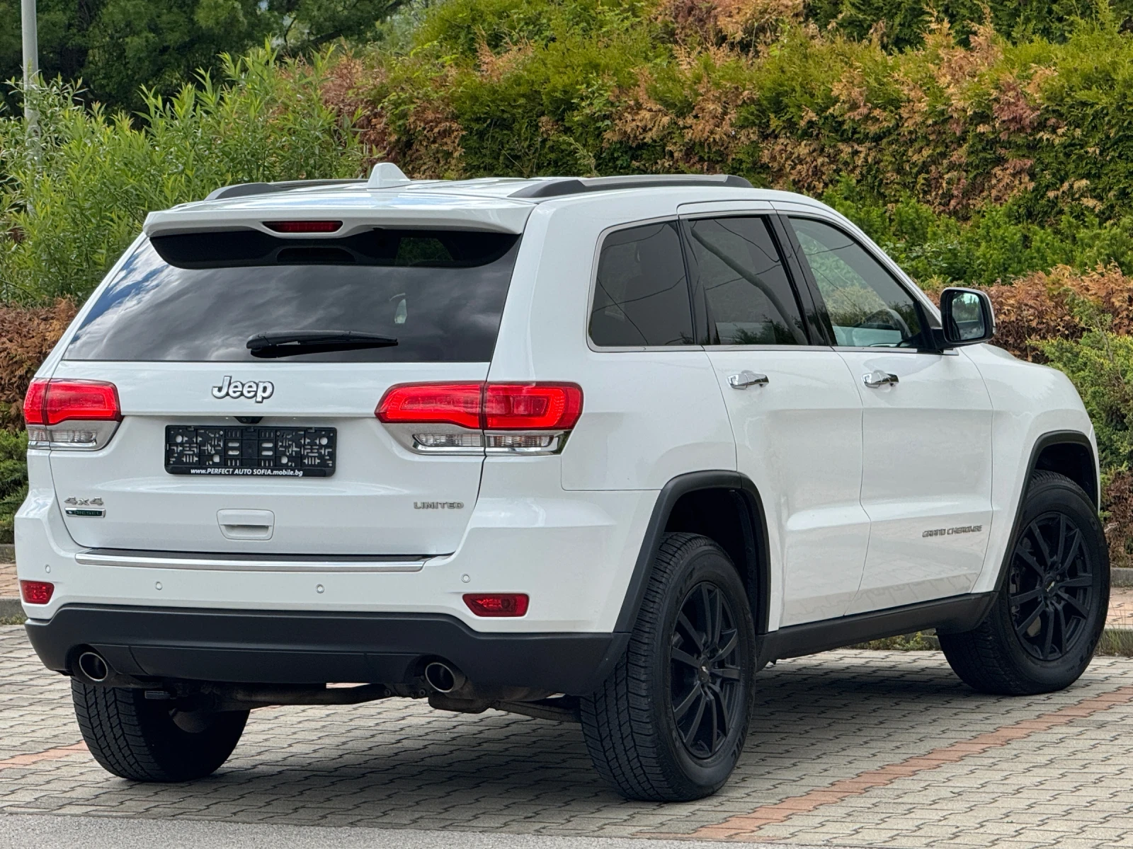Jeep Grand cherokee 3.0d-LIMITED-КОЖА-ПОДГРЕВ-КАМЕРА-KEYLESS-ОТЛИЧЕН!! - изображение 5