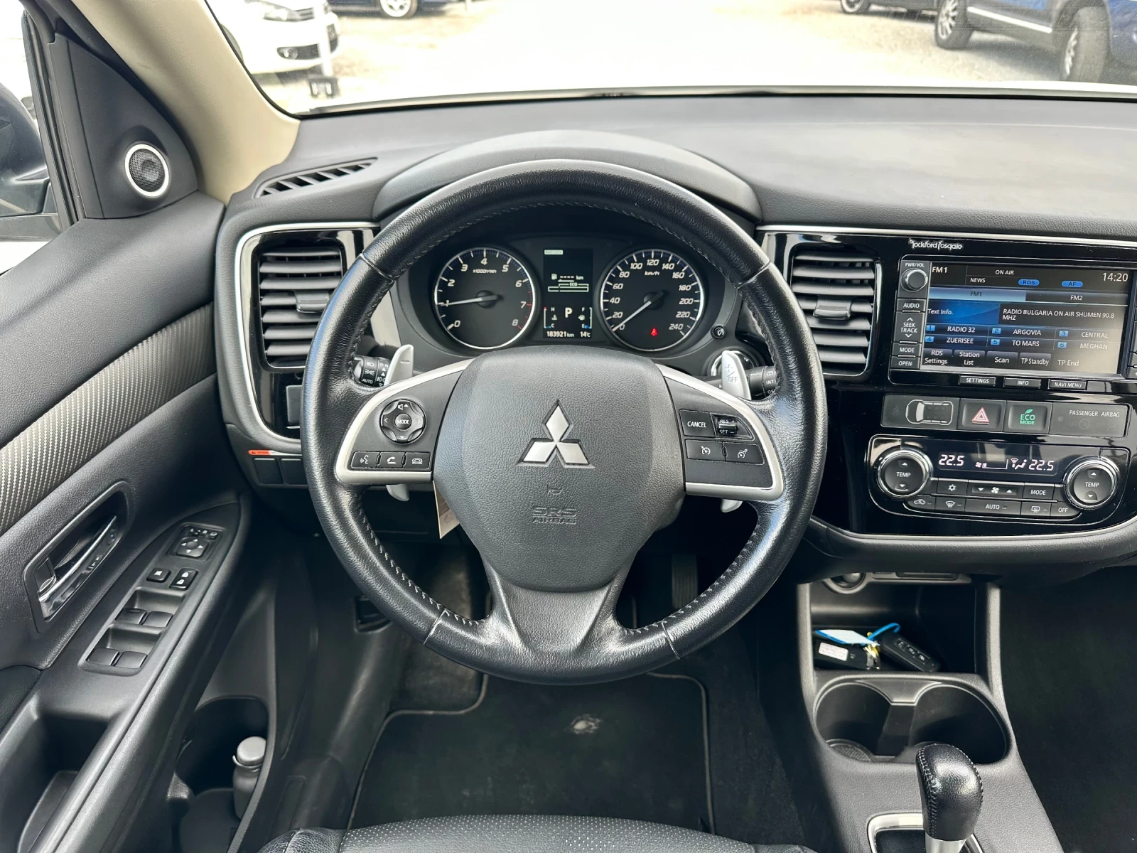 Mitsubishi Outlander 2.0 i 4x4 automat | Mobile.bg   13