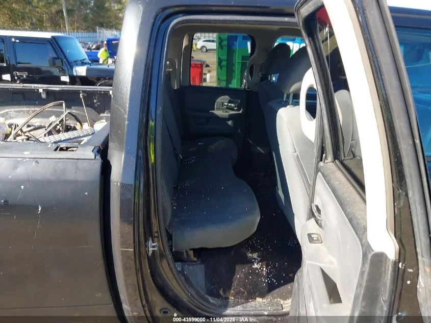 Dodge RAM 1500 3.6L V-6 DOHC, VVT, 305HP 4X2 Drive | Mobile.bg � ����������� 15