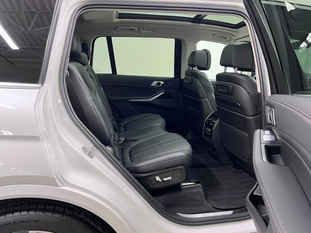 BMW X7 XDRIVE40I| HARMAN/KARDON| ПАНО| ОБДУХ, снимка 15 - Автомобили и джипове - 53771995