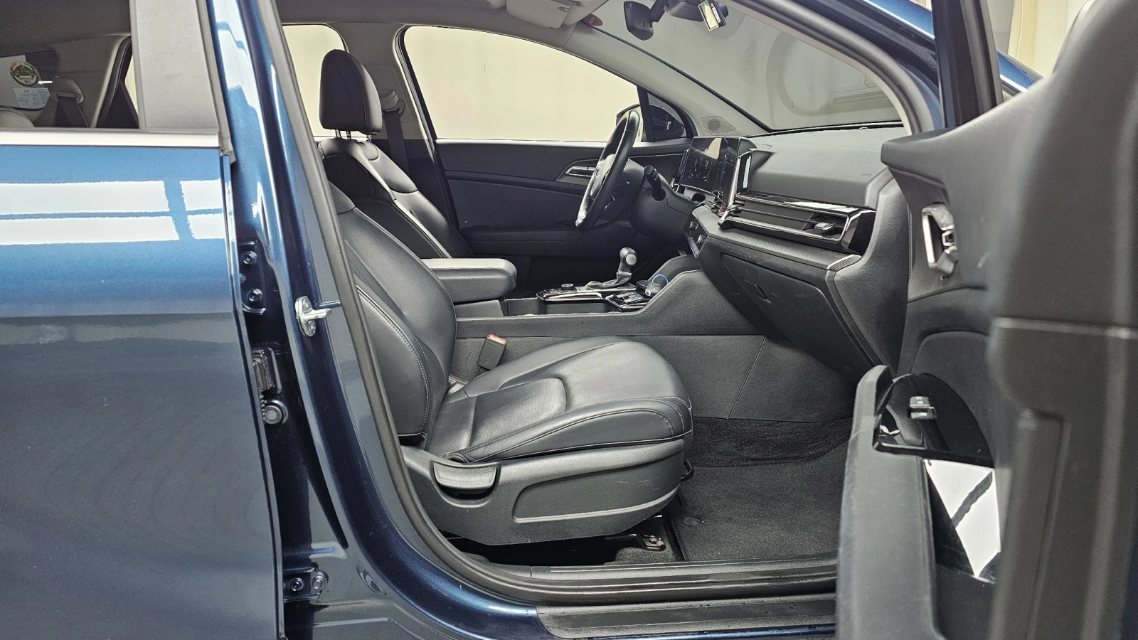 Kia Sportage 2.0 Long, снимка 11 - Автомобили и джипове - 53864215