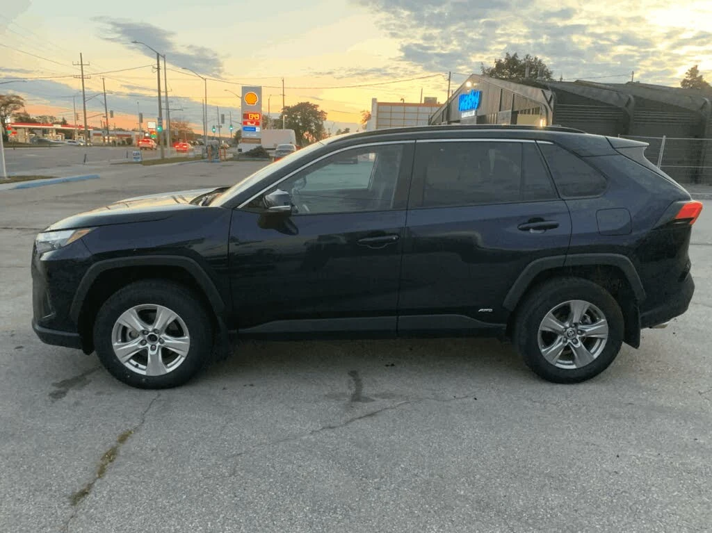 Toyota Rav4 Hybrid* XLE* AWD* АвтоКредит* (ЦЕНА ДО БГ), снимка 6 - Автомобили и джипове - 54140669