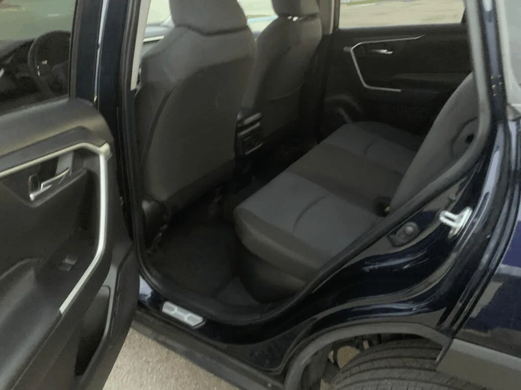 Toyota Rav4 Hybrid* XLE* AWD* АвтоКредит* (ЦЕНА ДО БГ), снимка 8 - Автомобили и джипове - 54140669