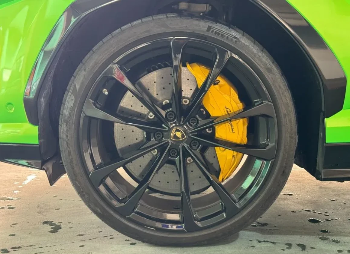 Lamborghini Urus Verde Mantis, снимка 6 - Автомобили и джипове - 54815526