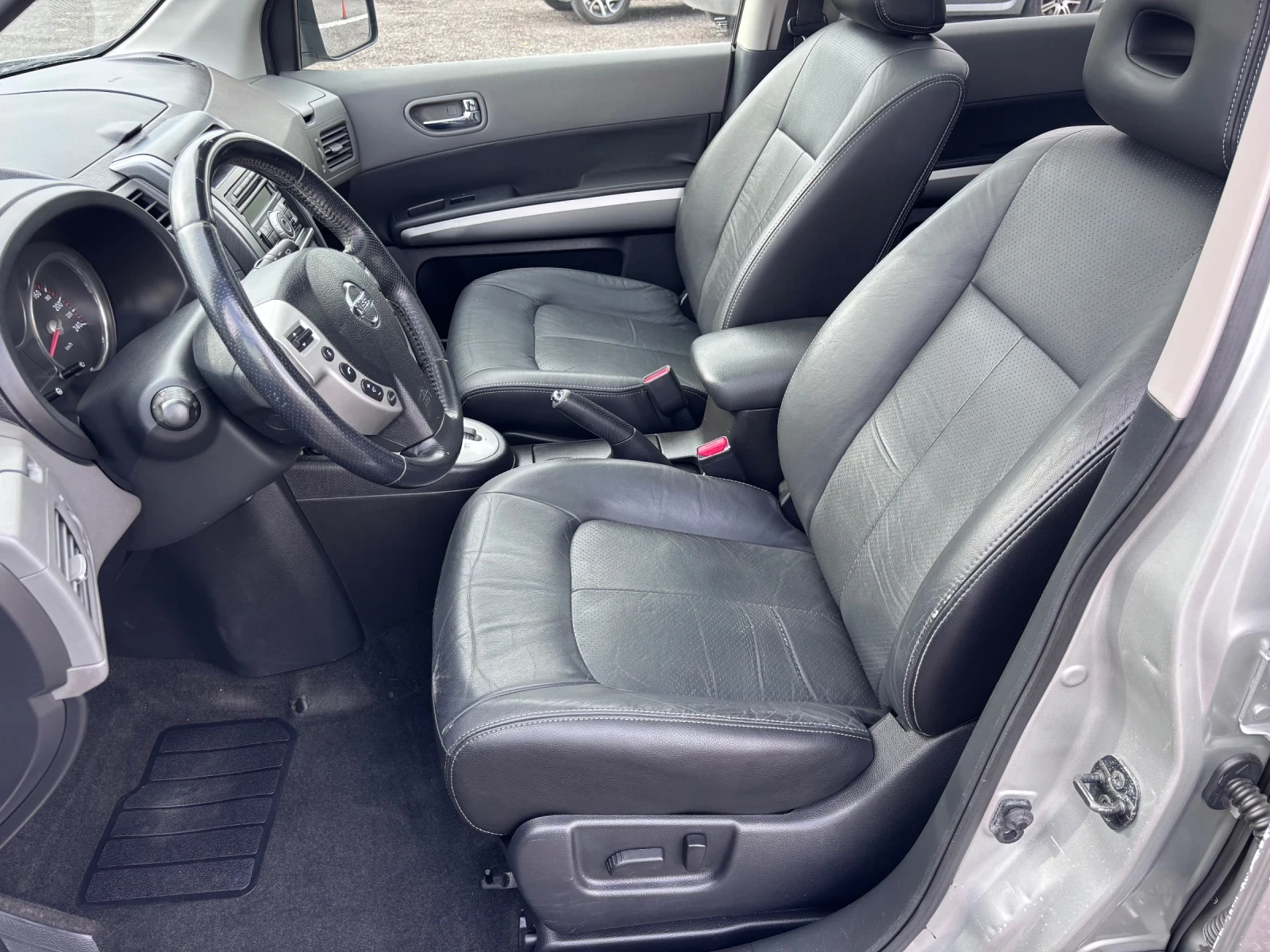 Nissan X-trail 2.0 dci 4x4 Automatic, снимка 9 - Автомобили и джипове - 54862214