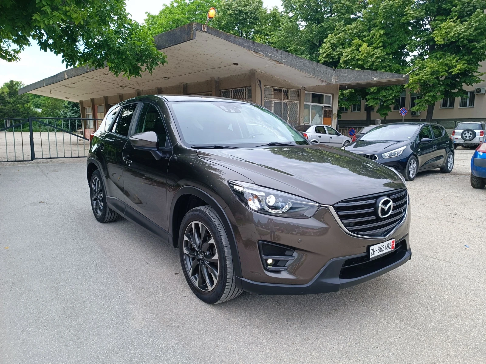 Mazda CX-5 2.5i-192кс-ШВЕЙЦАРИЯ-АВТОМАТ-FACELIFT-4X4-KEYLESS, снимка 2 - Автомобили и джипове - 54875093