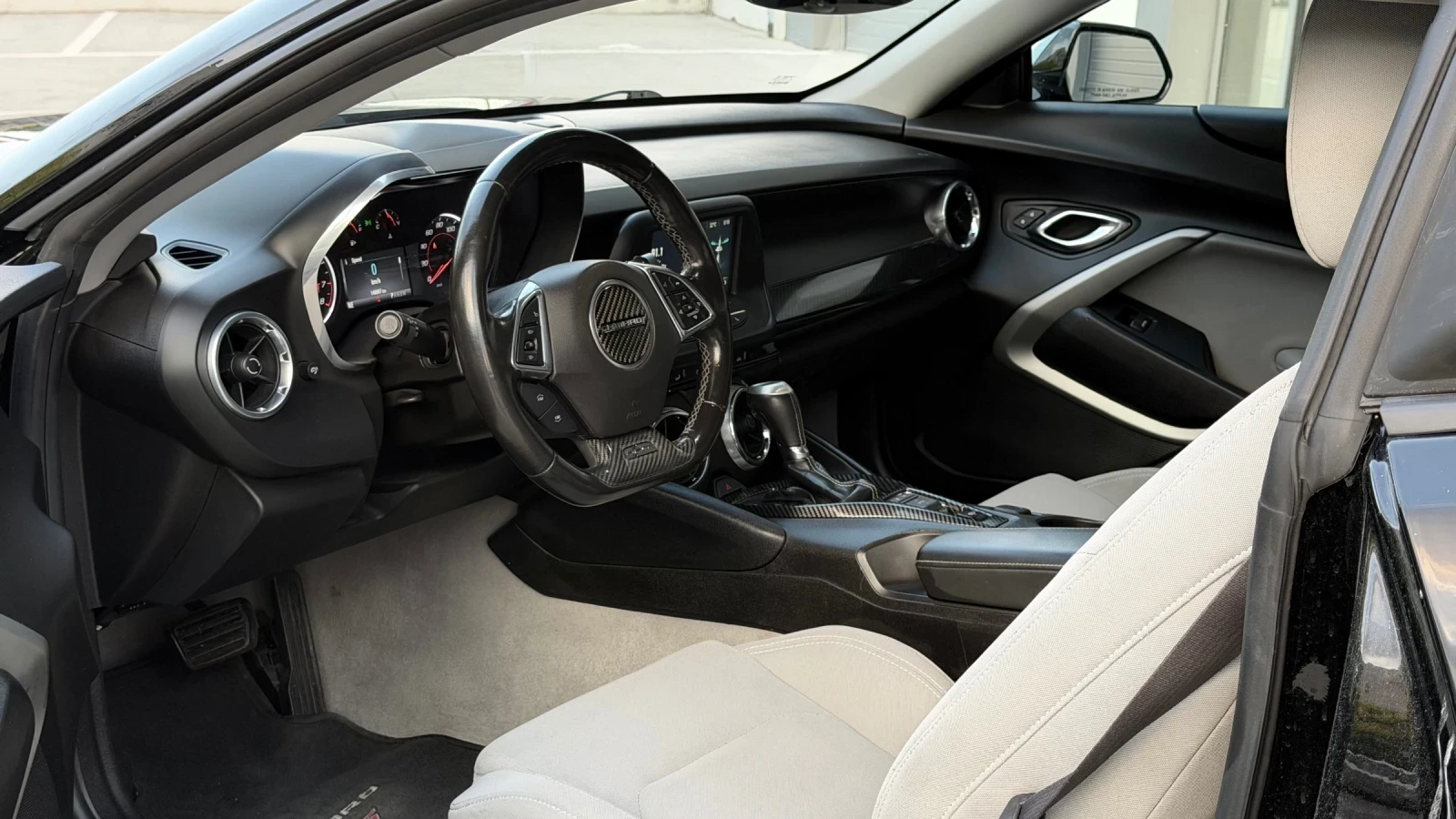Chevrolet Camaro 3.6 / CarPlay / AndroidAuto /, снимка 11 - Автомобили и джипове - 54990360