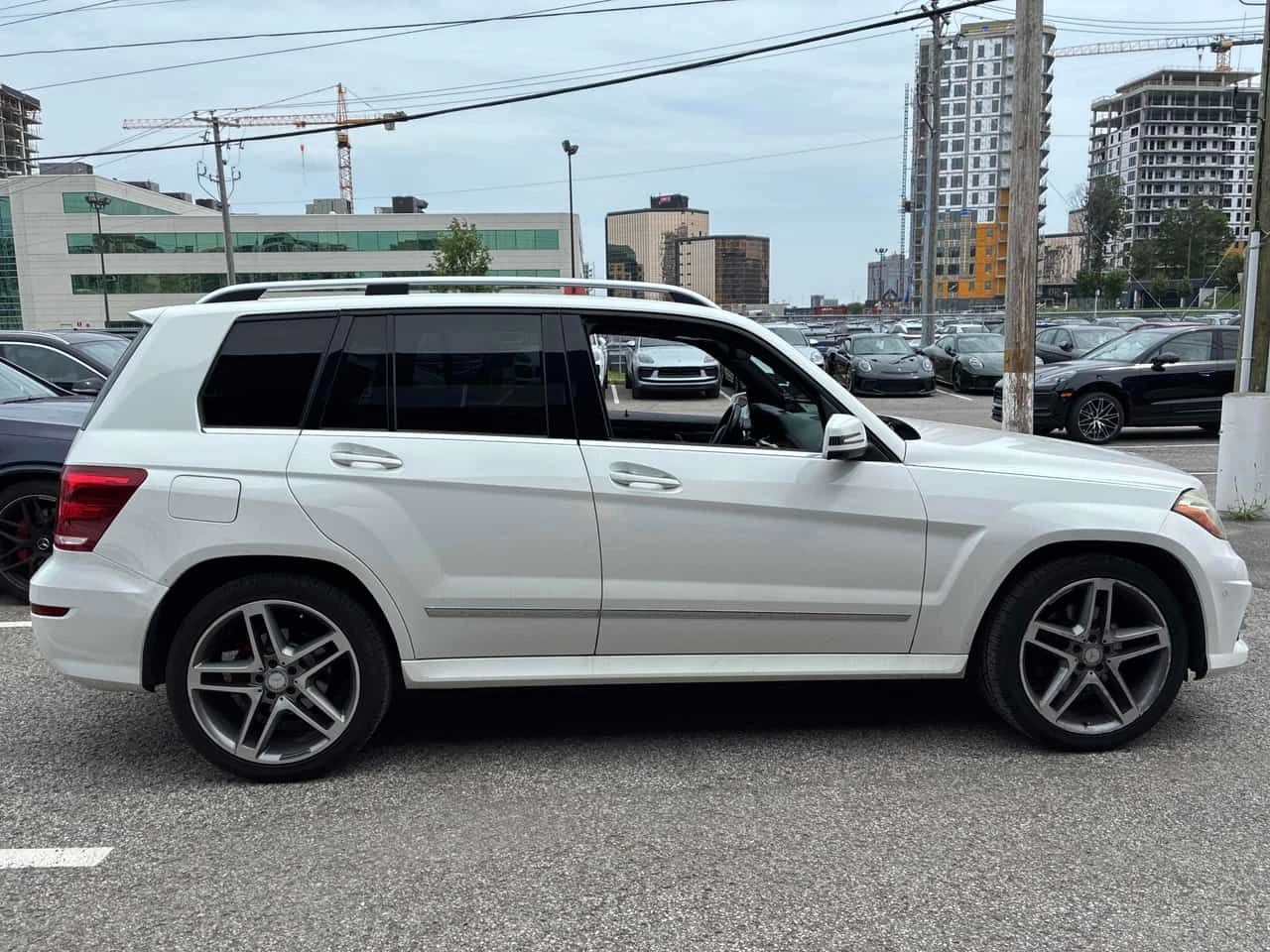 Mercedes-Benz GLK * 250 BlueTEC * АВТОКРЕДИТ БЕЗ ПЪРВОНАЧАЛНА ВНОСКА, снимка 3 - Автомобили и джипове - 55373474