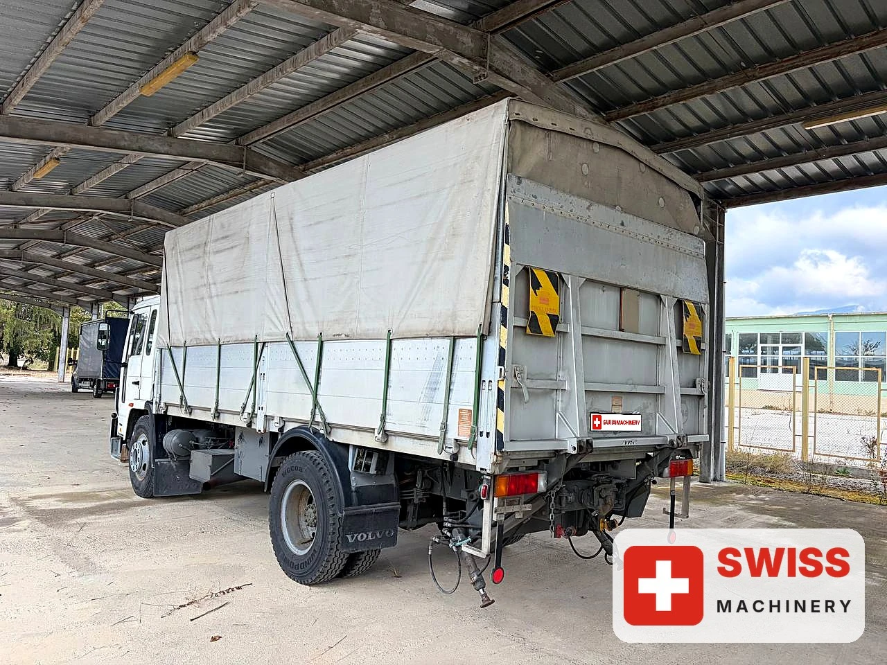 Volvo Fl 614, снимка 3 - Камиони - 56554430